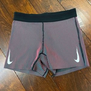 nike shorts size small multicolor never been worn